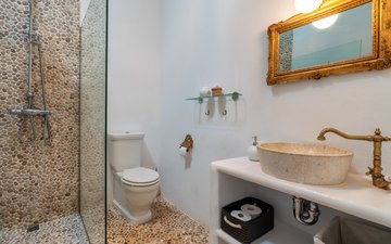 Property slide 21