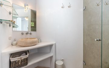 Property slide 17