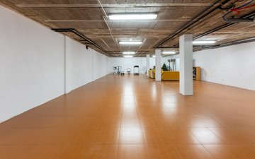 Property slide 18