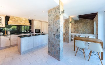 Property slide 9