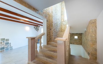 Property slide 10