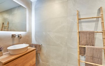 Property slide 25