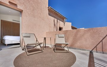 Property slide 19