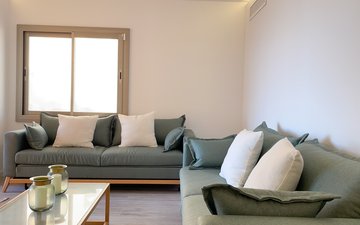 Property slide 4