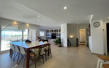 Property slide 6