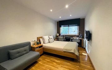 Property slide 10