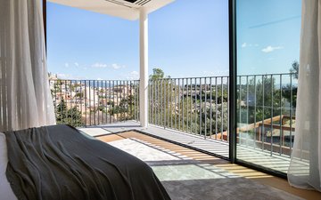 Property slide 18