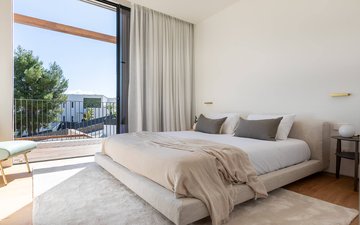 Property slide 20