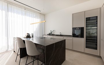 Property slide 17