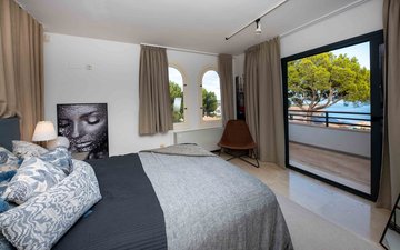 Property slide 18