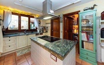 Property slide 17