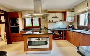 Property slide 39