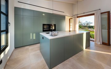 Property slide 17