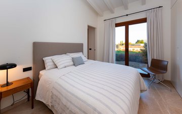 Property slide 18