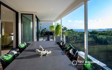 Property slide 10