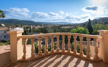 Property slide 20