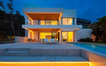 Property slide 25