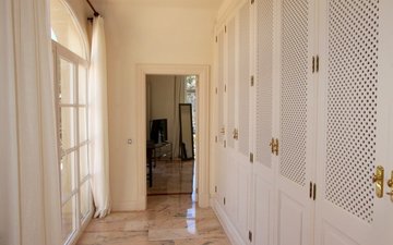 Property slide 10