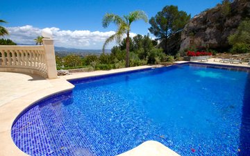 Property slide 31