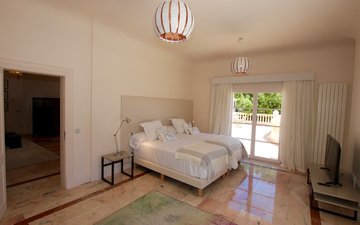 Property slide 19