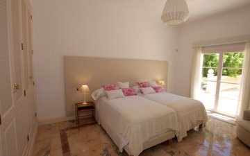 Property slide 23