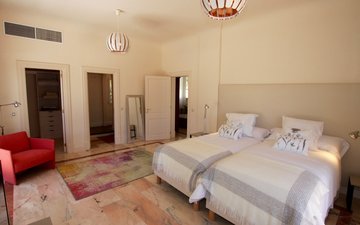 Property slide 18