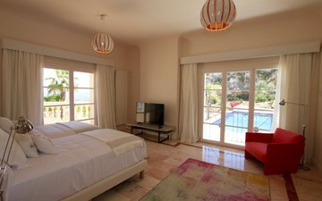 Property slide 17