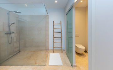 Property slide 19