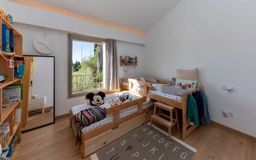 Property slide 17