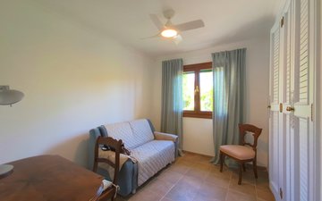 Property slide 16