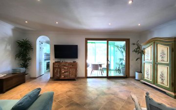 Property slide 5