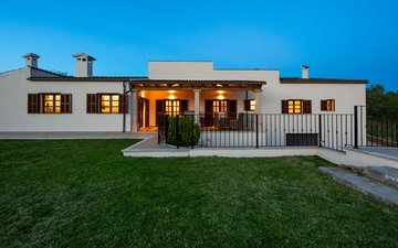 Property slide 25