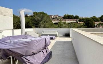 Property slide 21