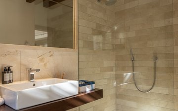 Property slide 16