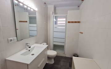 Property slide 24