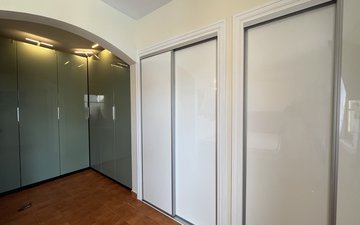 Property slide 16