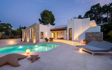 Property slide 23