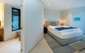 Property slide 21