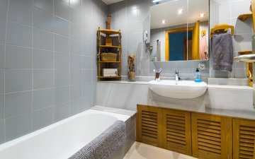Property slide 10