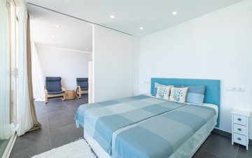 Property slide 14