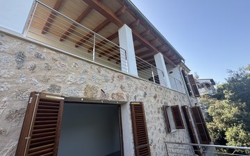 Property slide 17