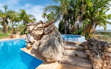 Property slide 18