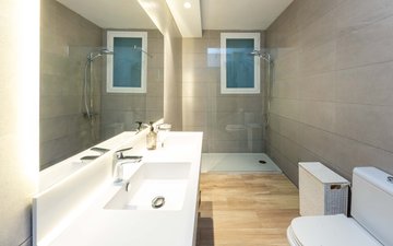 Property slide 20