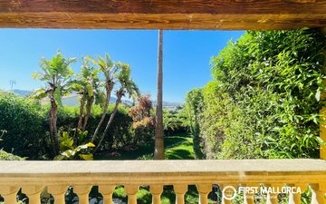 Property slide 17