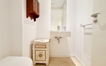 Property slide 24