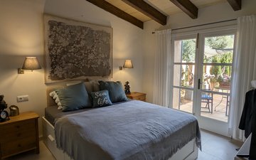 Property slide 25