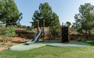 Property slide 22
