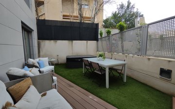 Property slide 17