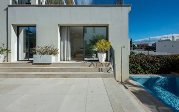 Property slide 14