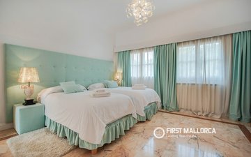 Property slide 15